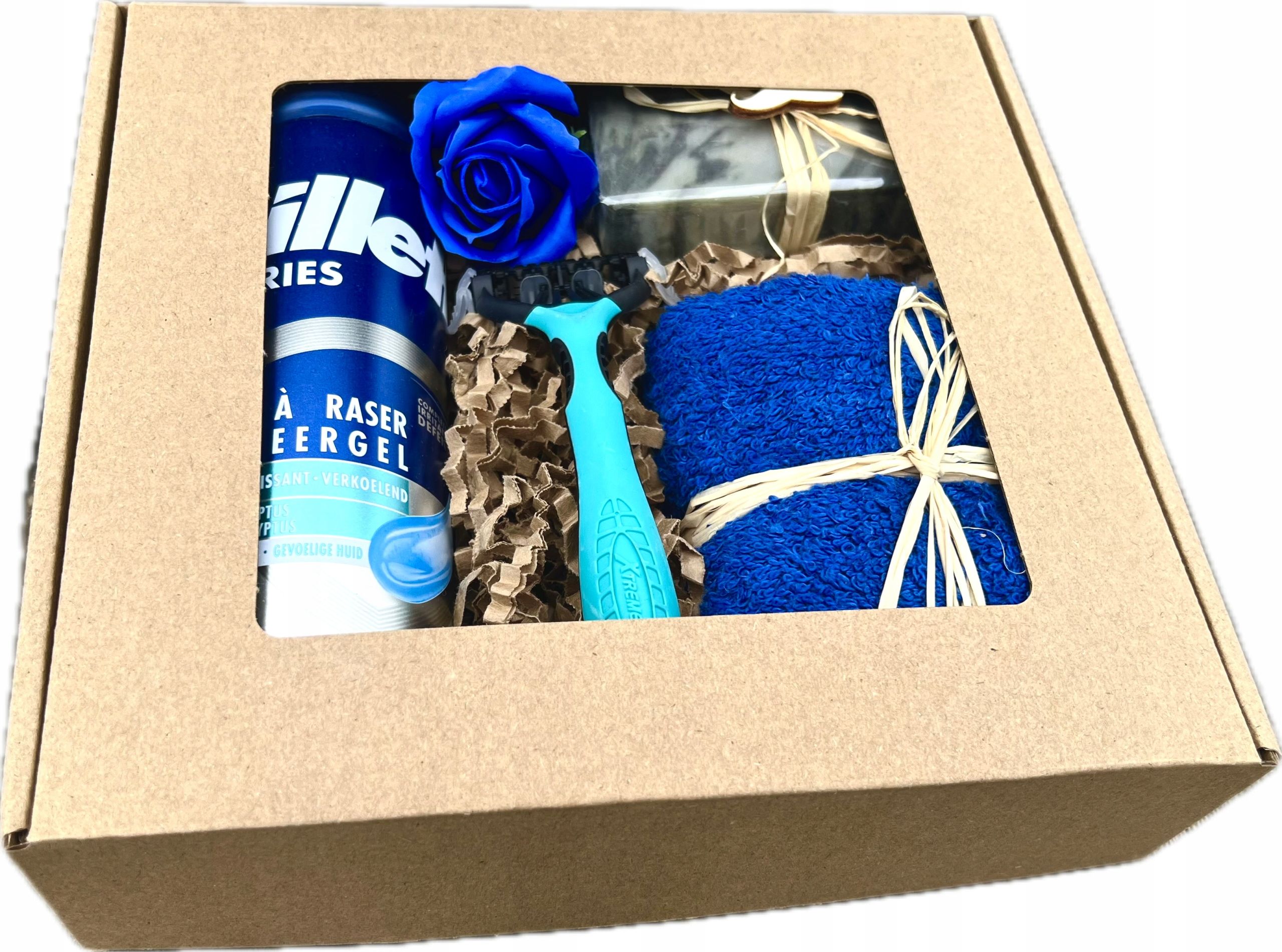  Gift anniversary wedding cake with 4 thick towels flowers roze soap