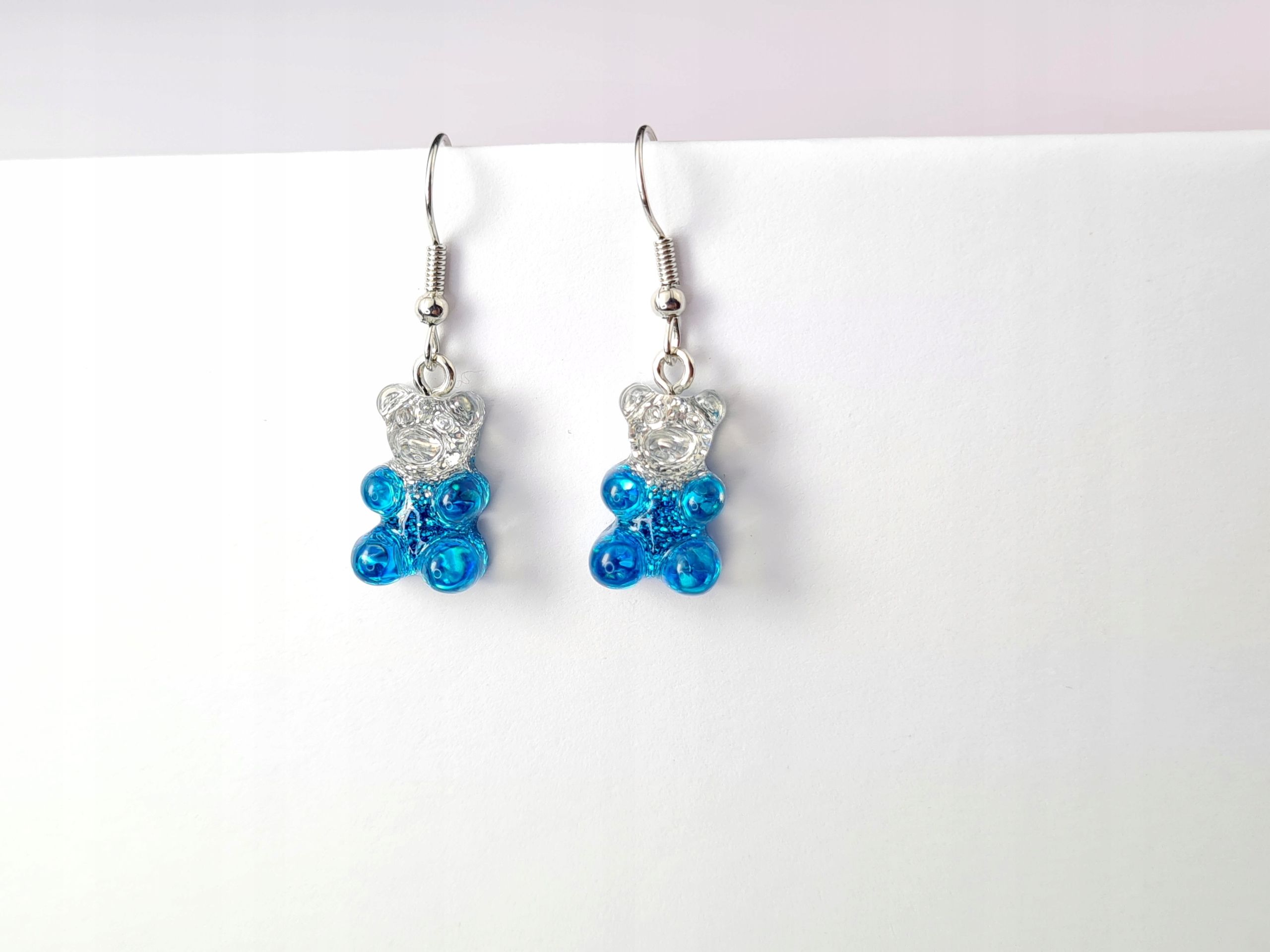  Ohrringe mis gumisie gumis gummibärchen rosa-blaue farben verdunkelt 07