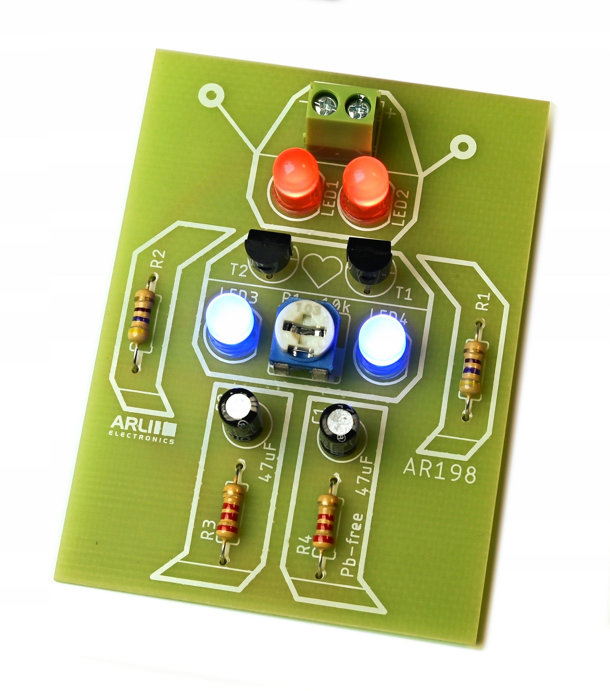  Ar136 elektroninis žaidimas dėl 2-4 žaidėjų kit