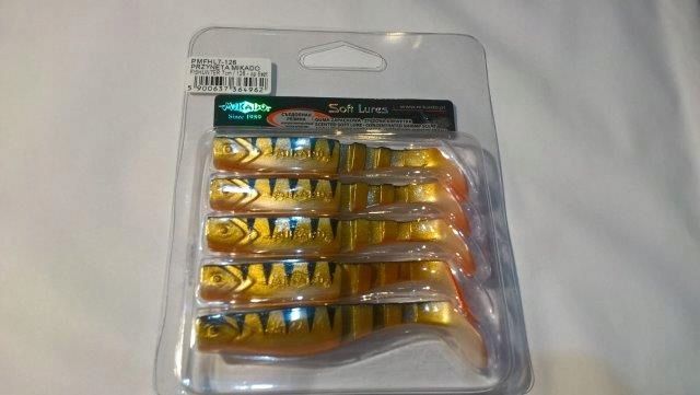  Kanopos mikado fishunter 8cm-108 pakuotėje yra 5 vnt.
