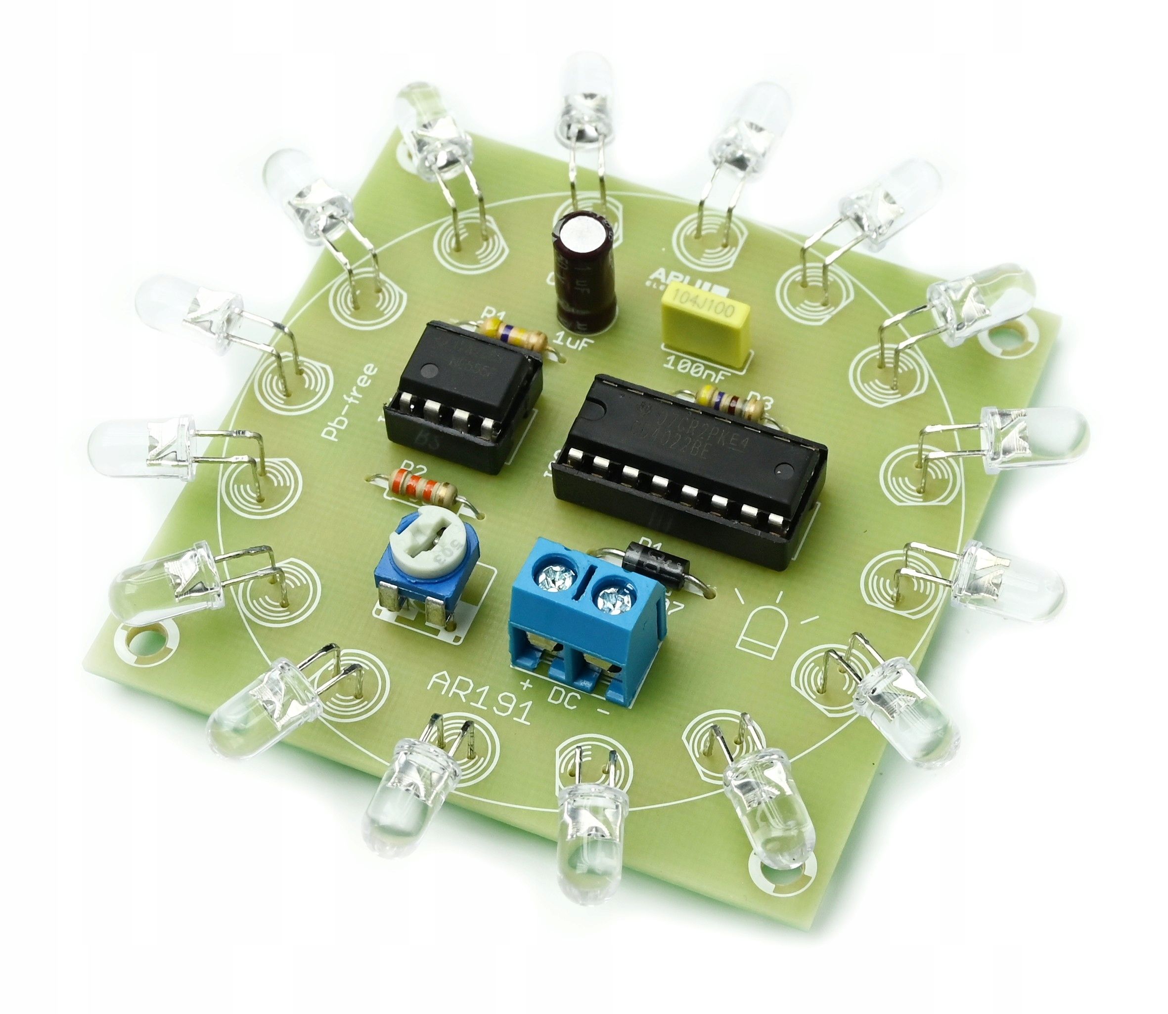  Ar136 elektroninis žaidimas dėl 2-4 žaidėjų kit