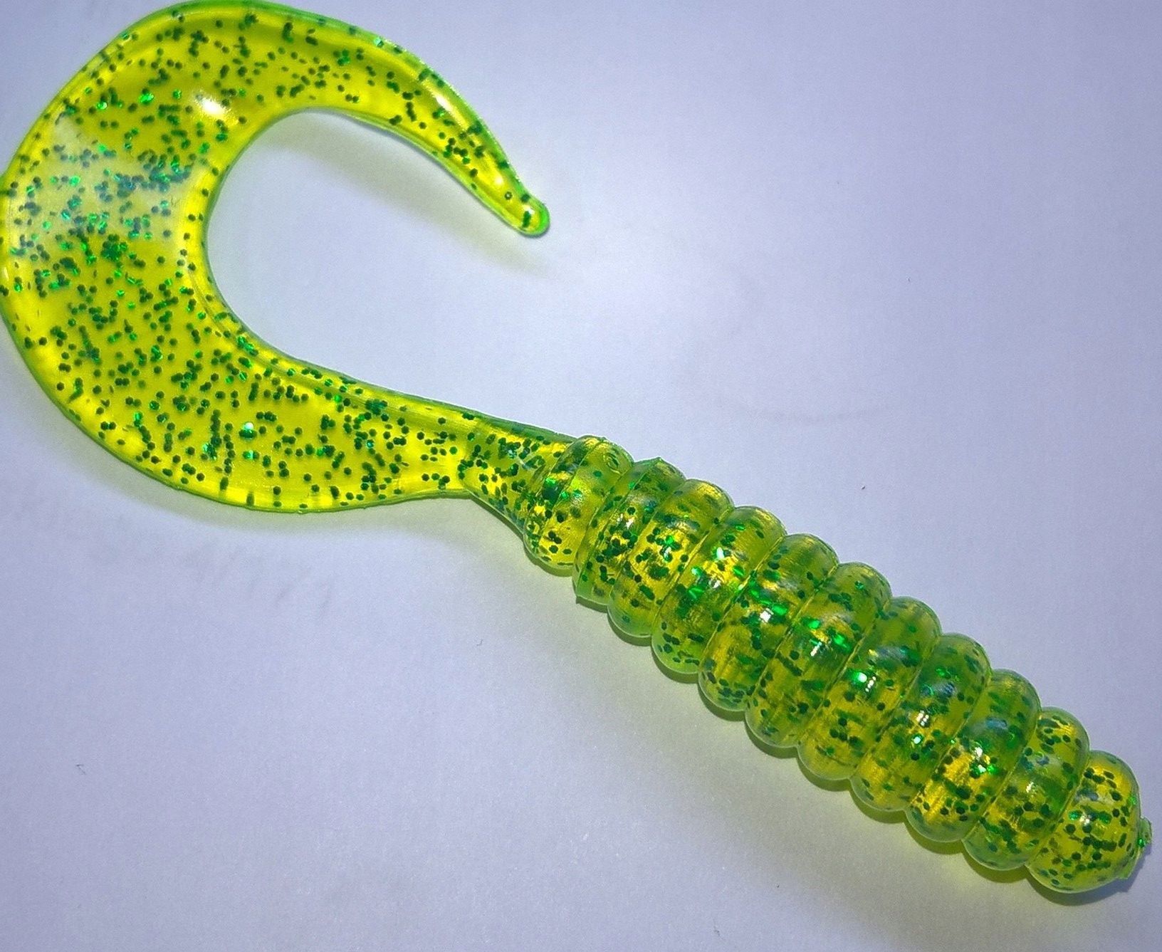  Manns tvisteris 4cm 2 vnt. geltonas fluo, žalias brok.