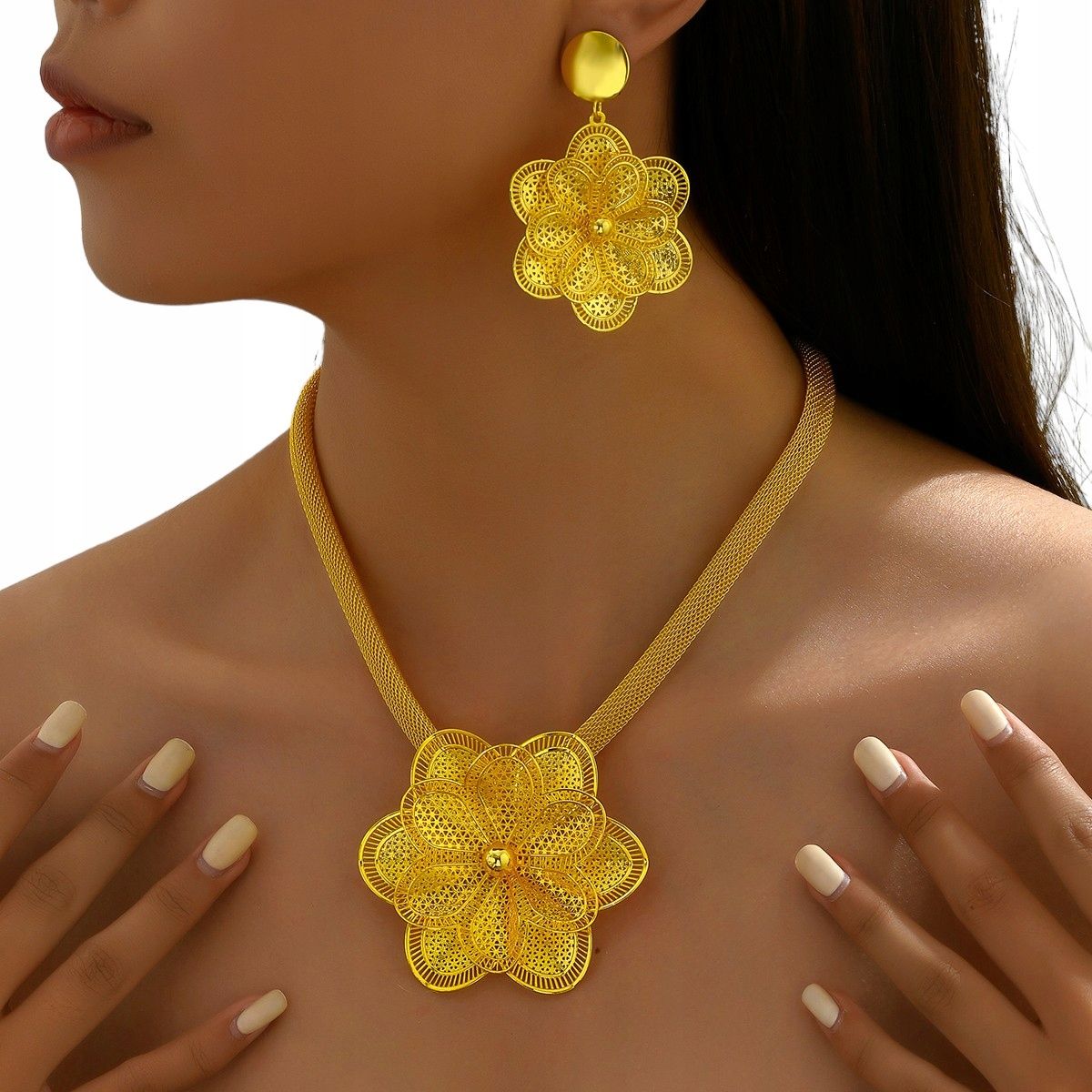  Garnitur ohrringe goldkette diamanten blumen blumen perlen perlen hochzeit