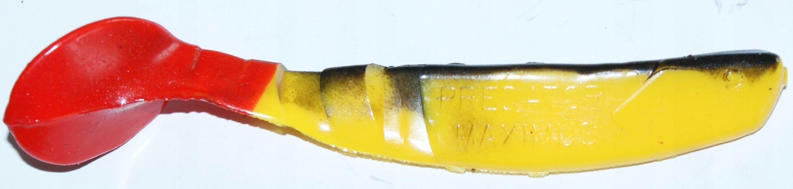  Manns predator 3,5cm geltonas su juodu grzbietem