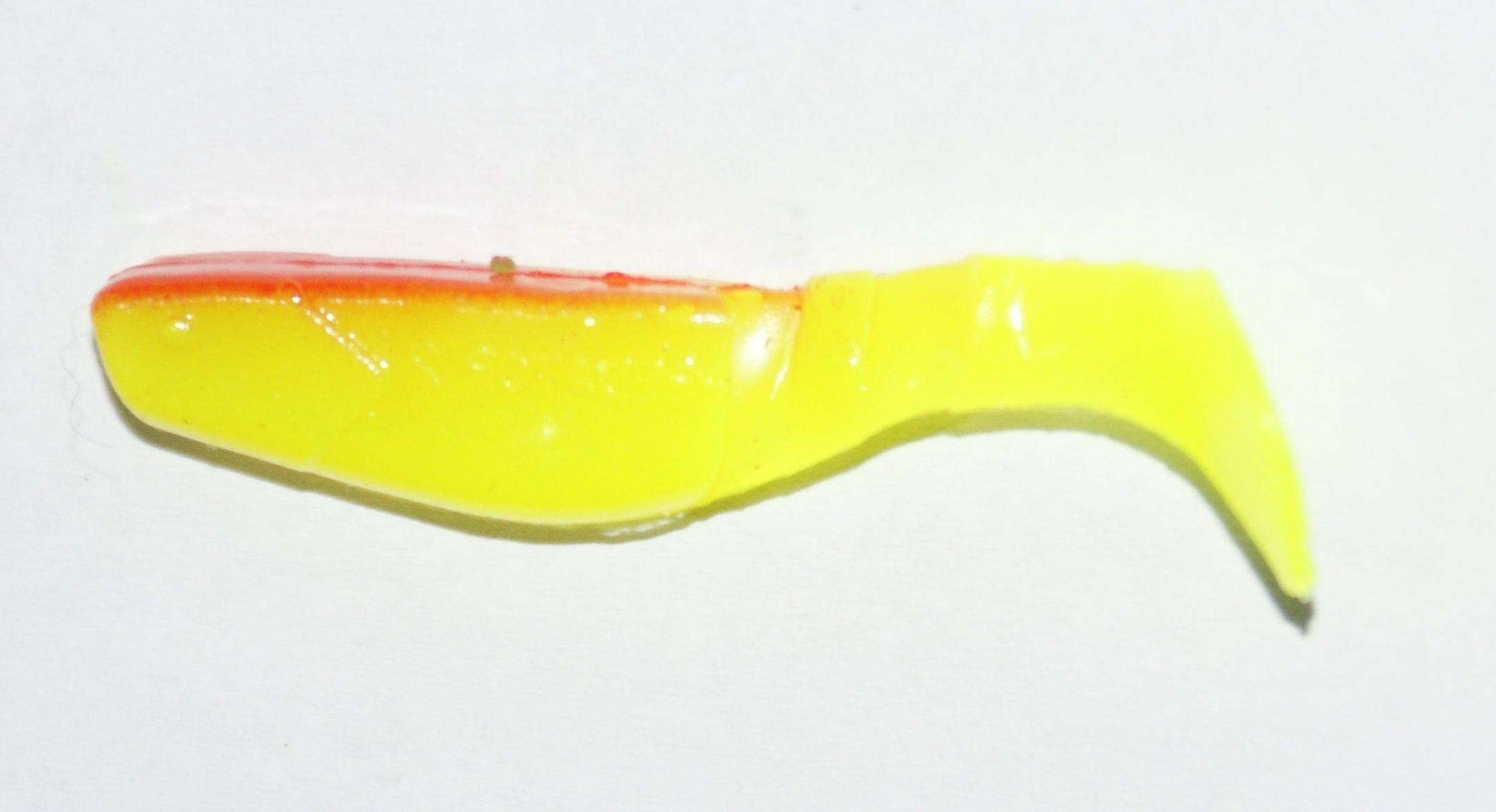  Manns predator 3,5cm geltonas su juodu grzbietem