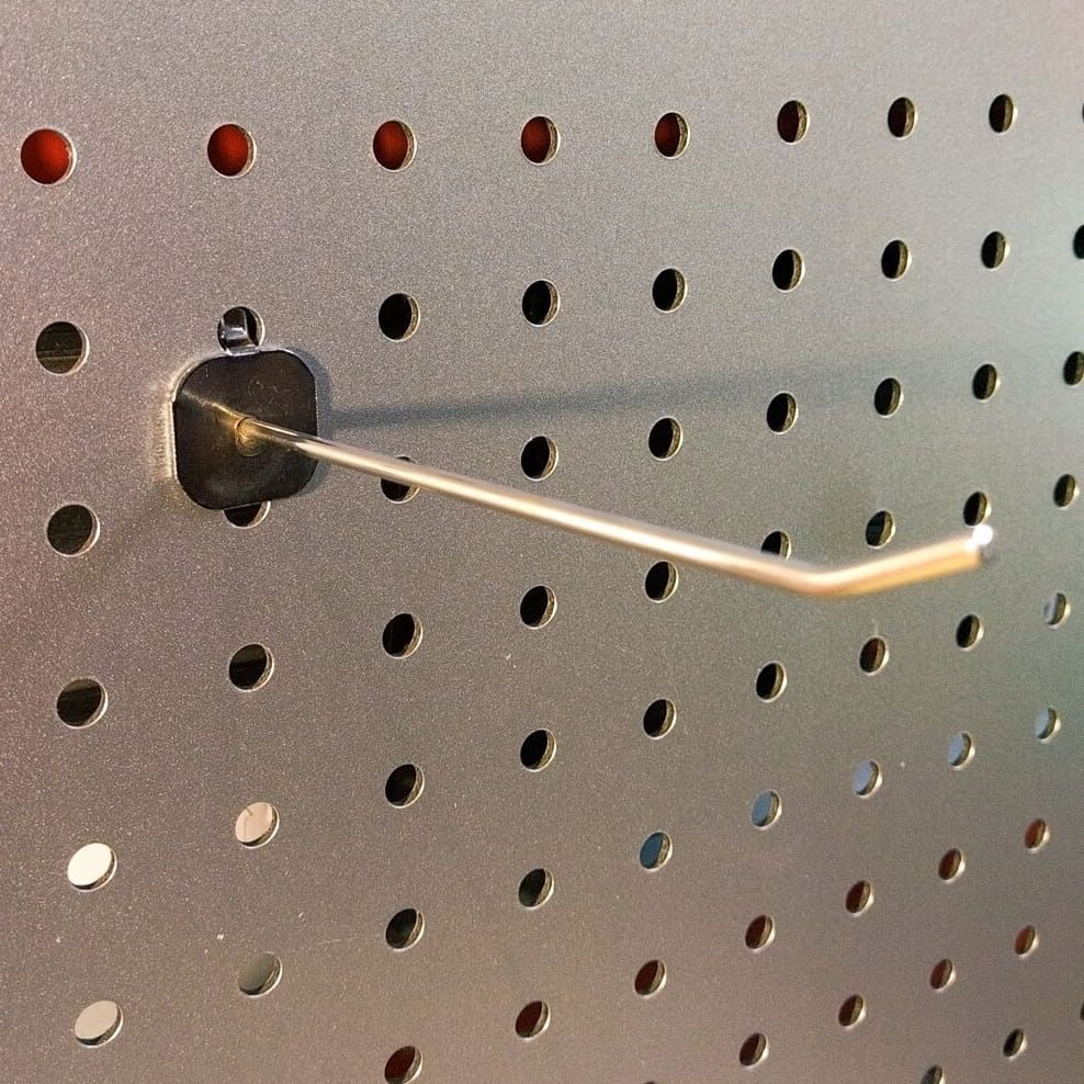  Háček na zavěšení - talíře perforowanego 15 cm