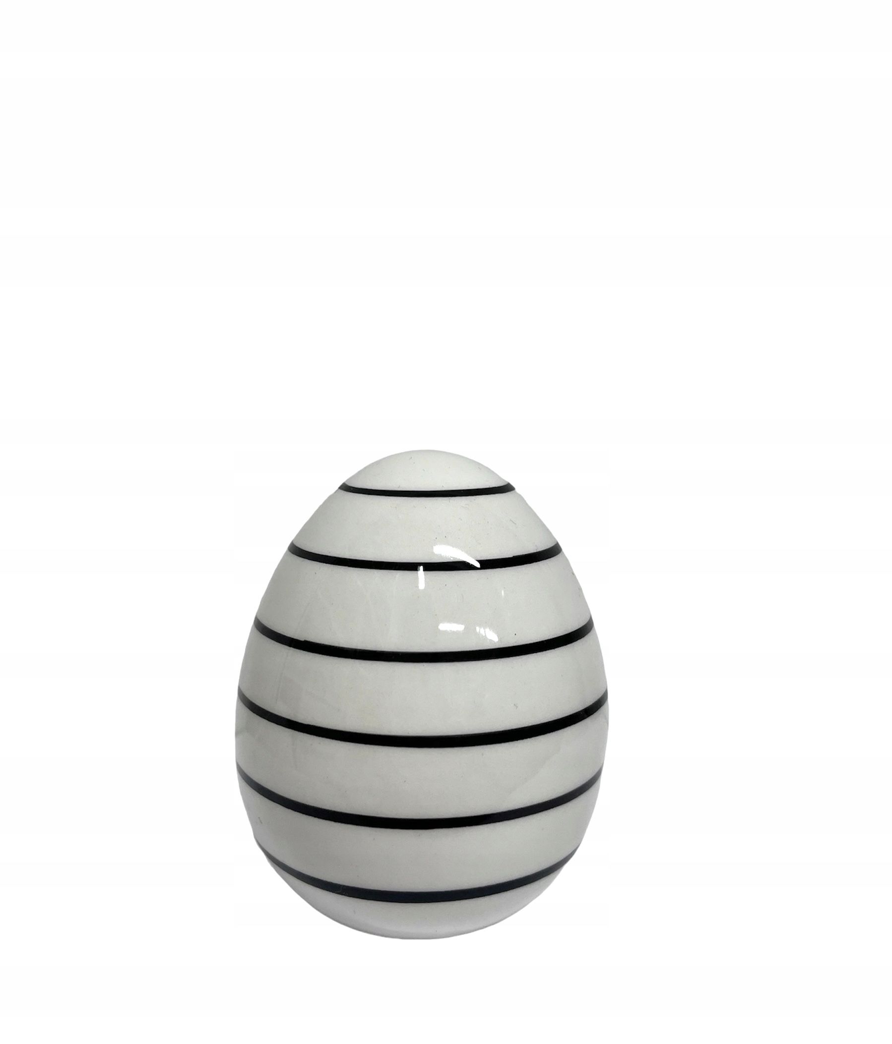  Figurine silver egg