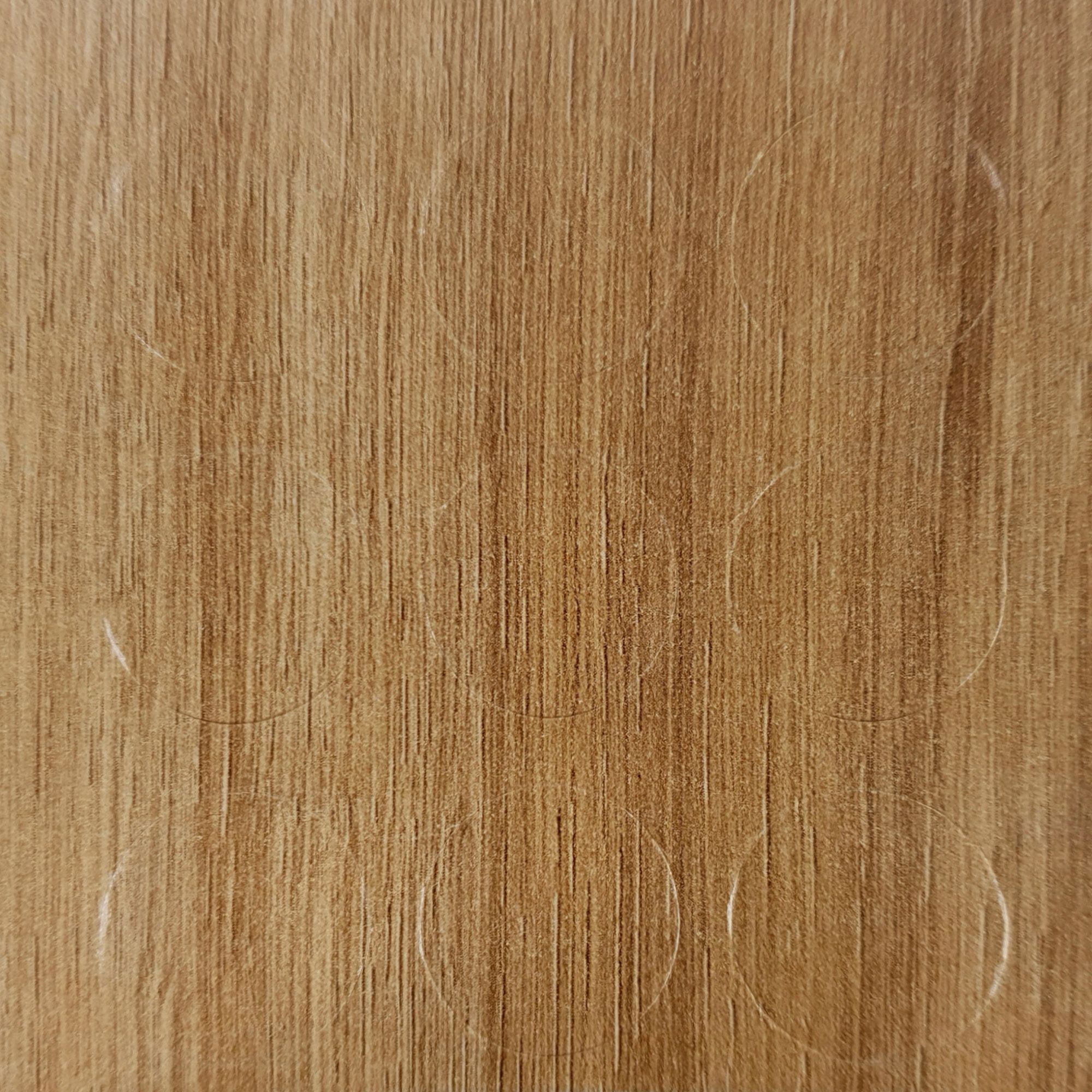  Savaime lipnus dangtelis fi14mm baltos spalvos blizgesio