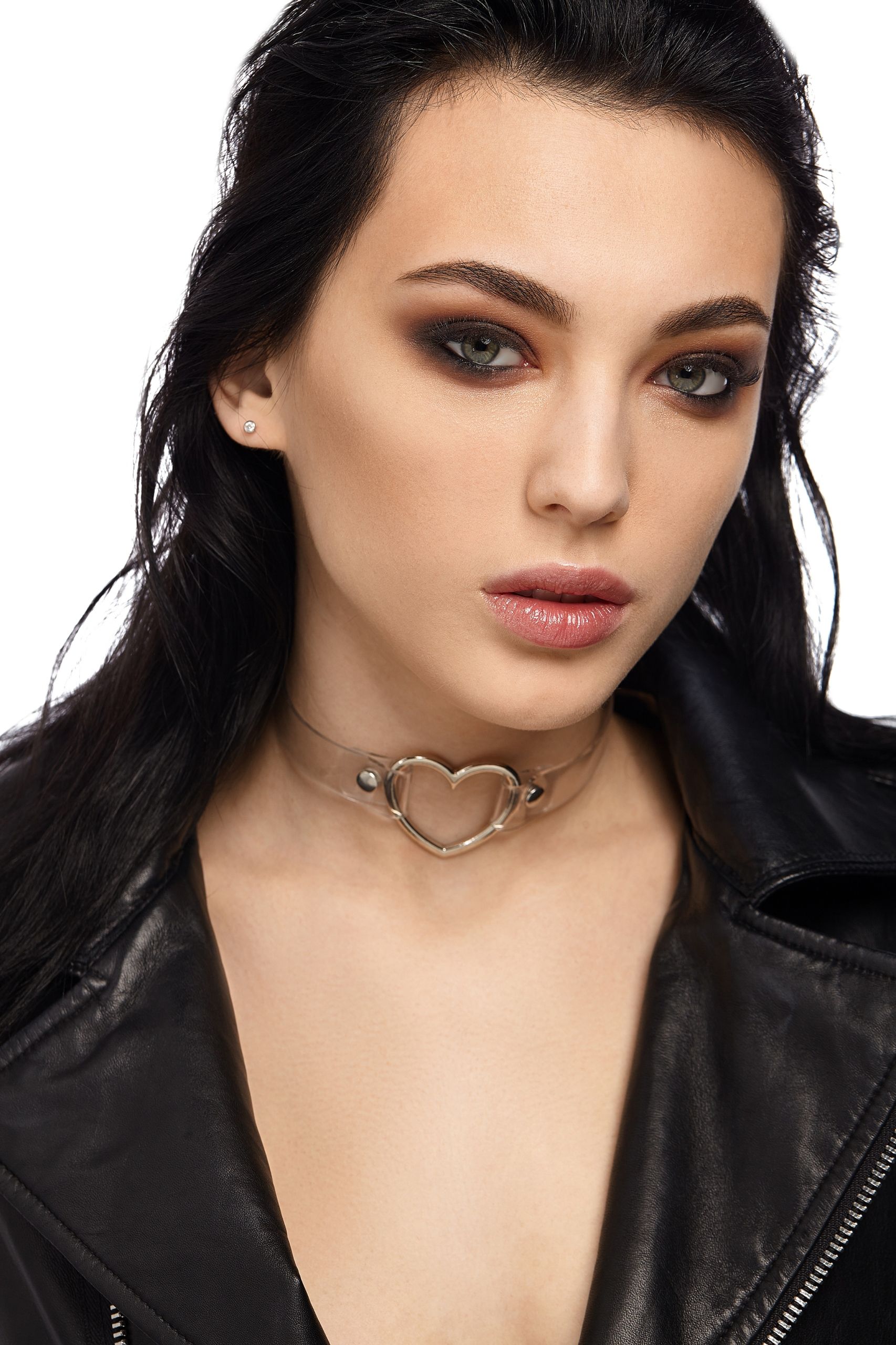  Tlumič eko kůže černá barva gothic rock srdce