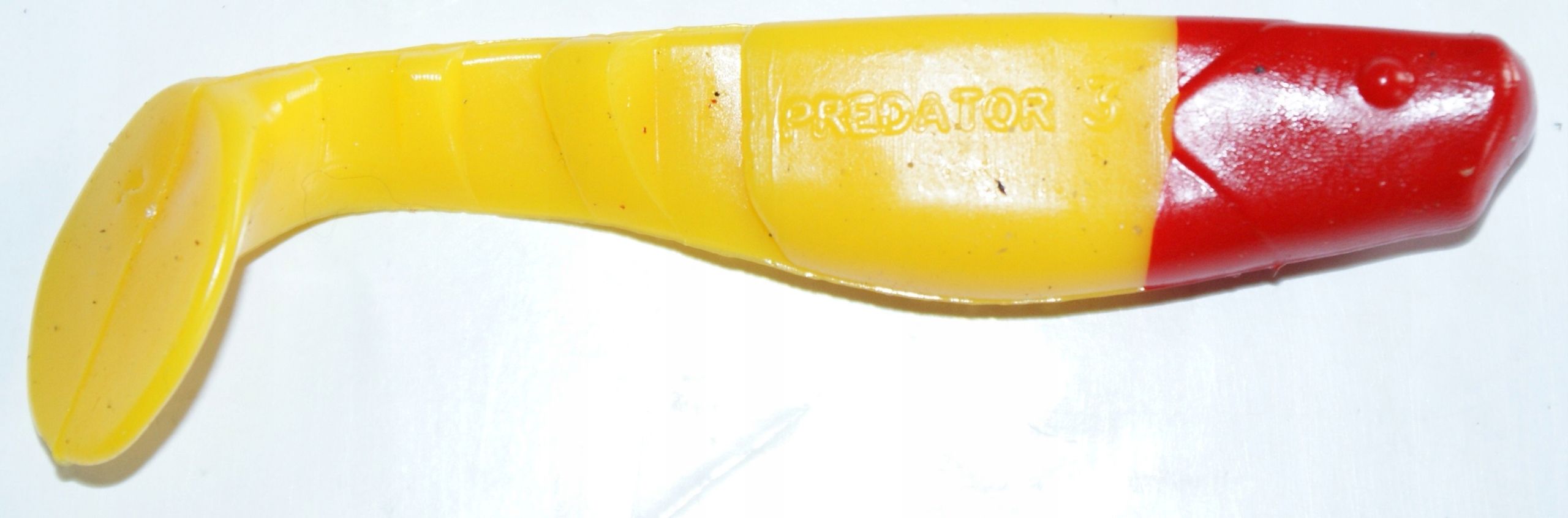  Manns predator 3,5cm geltonas su juodu grzbietem