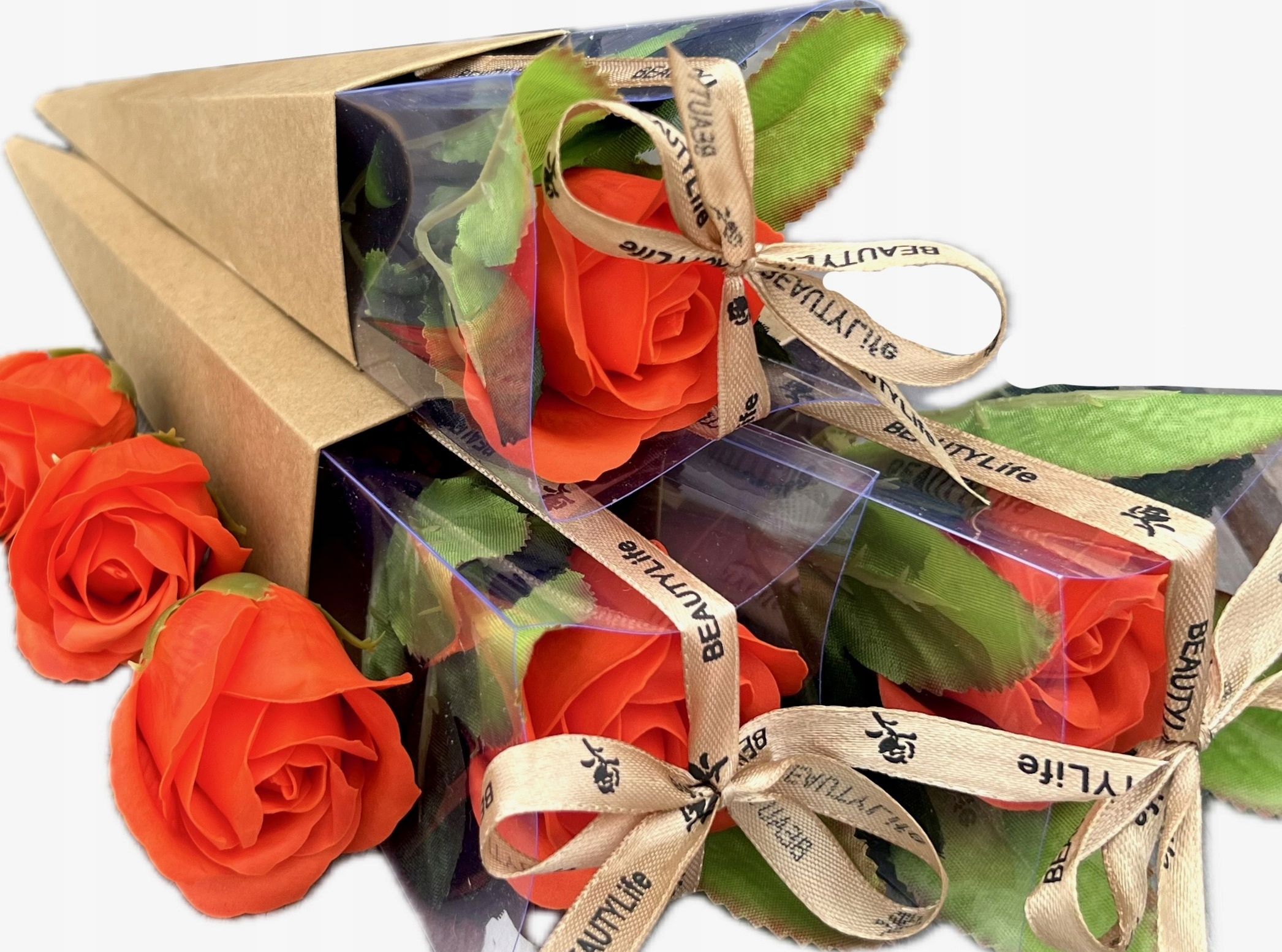  Gift anniversary wedding cake with 4 thick towels flowers roze soap