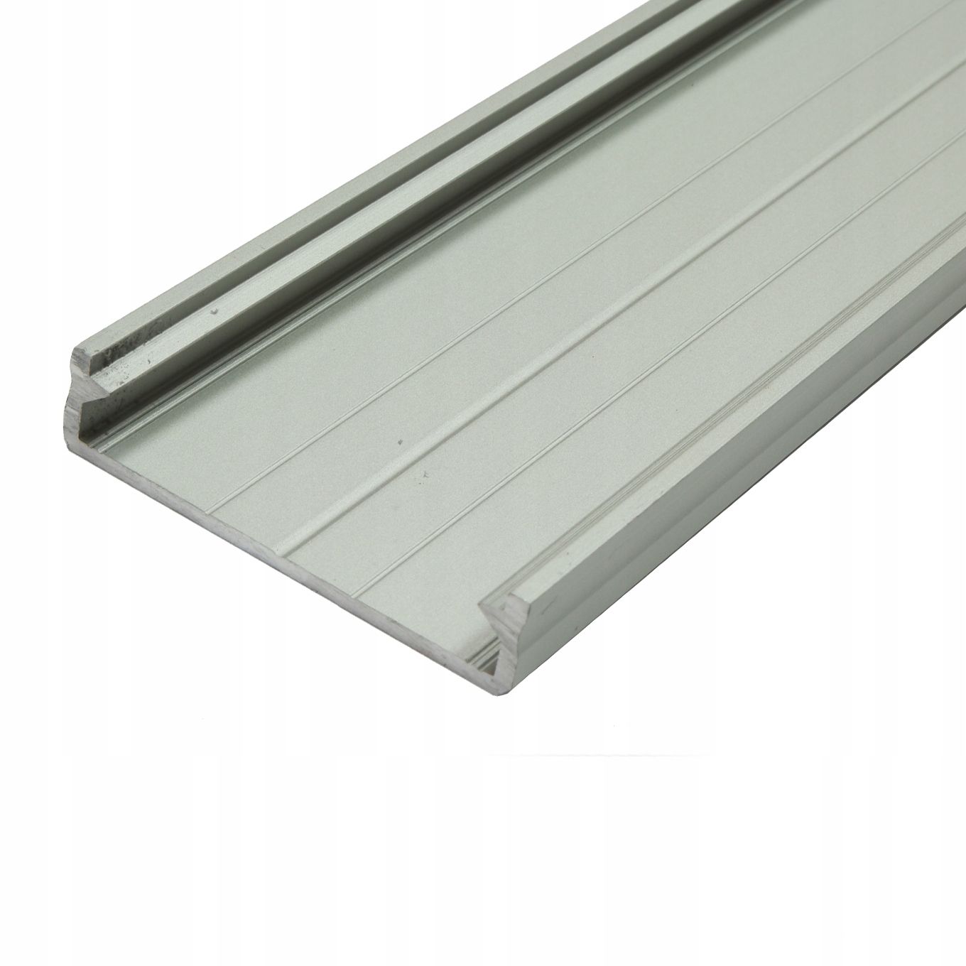  Alumīnija profils iledo balts lentes led piekārts 2m