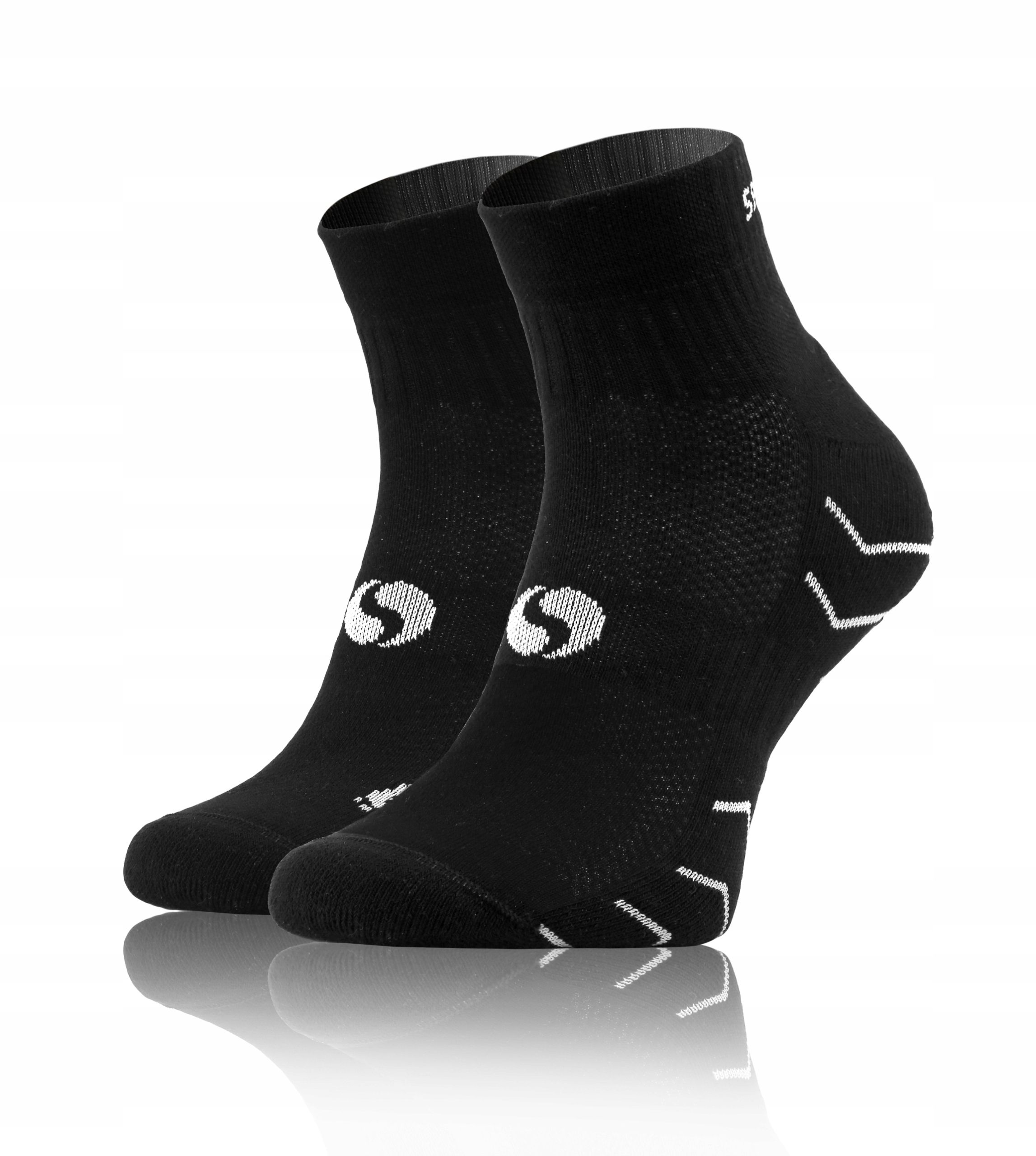  Breathable sports socks for running