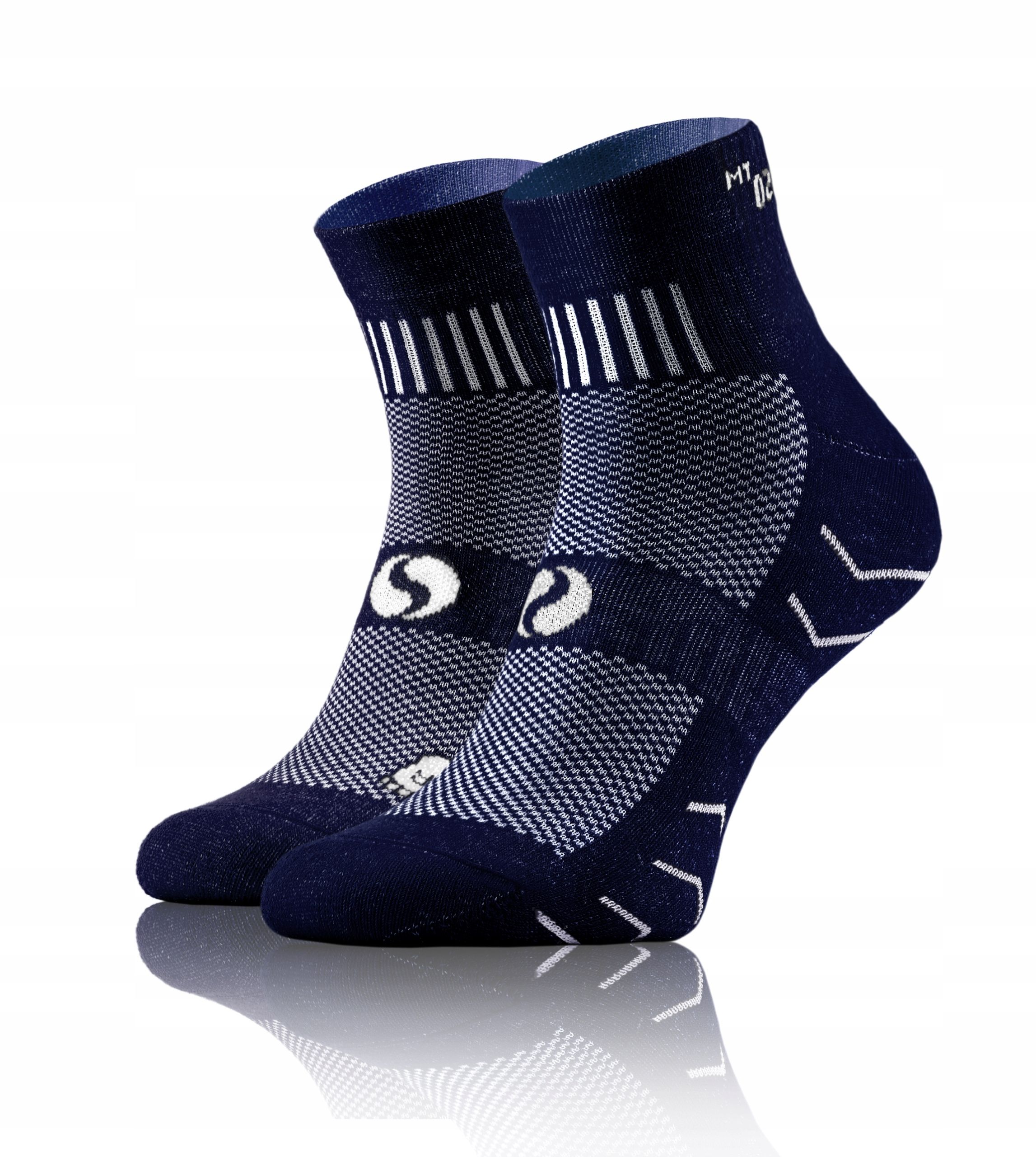  Breathable sports socks for running