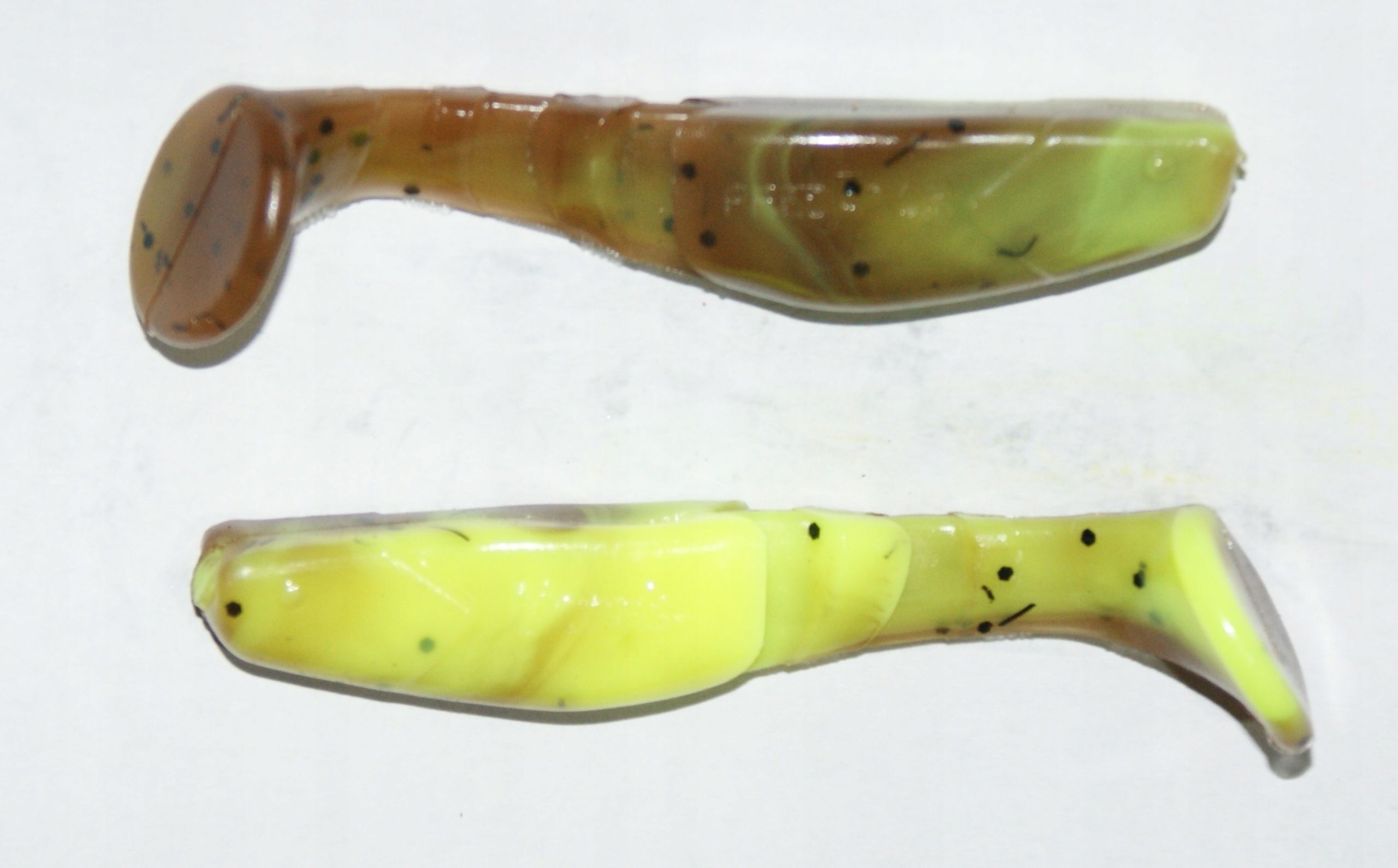  Manns predator 3,5cm geltonas su juodu grzbietem