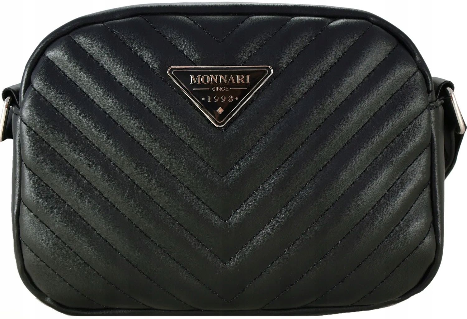  Monnari plecu soma 2 sadaļas kolecja premium melna krāsa ar kulonu