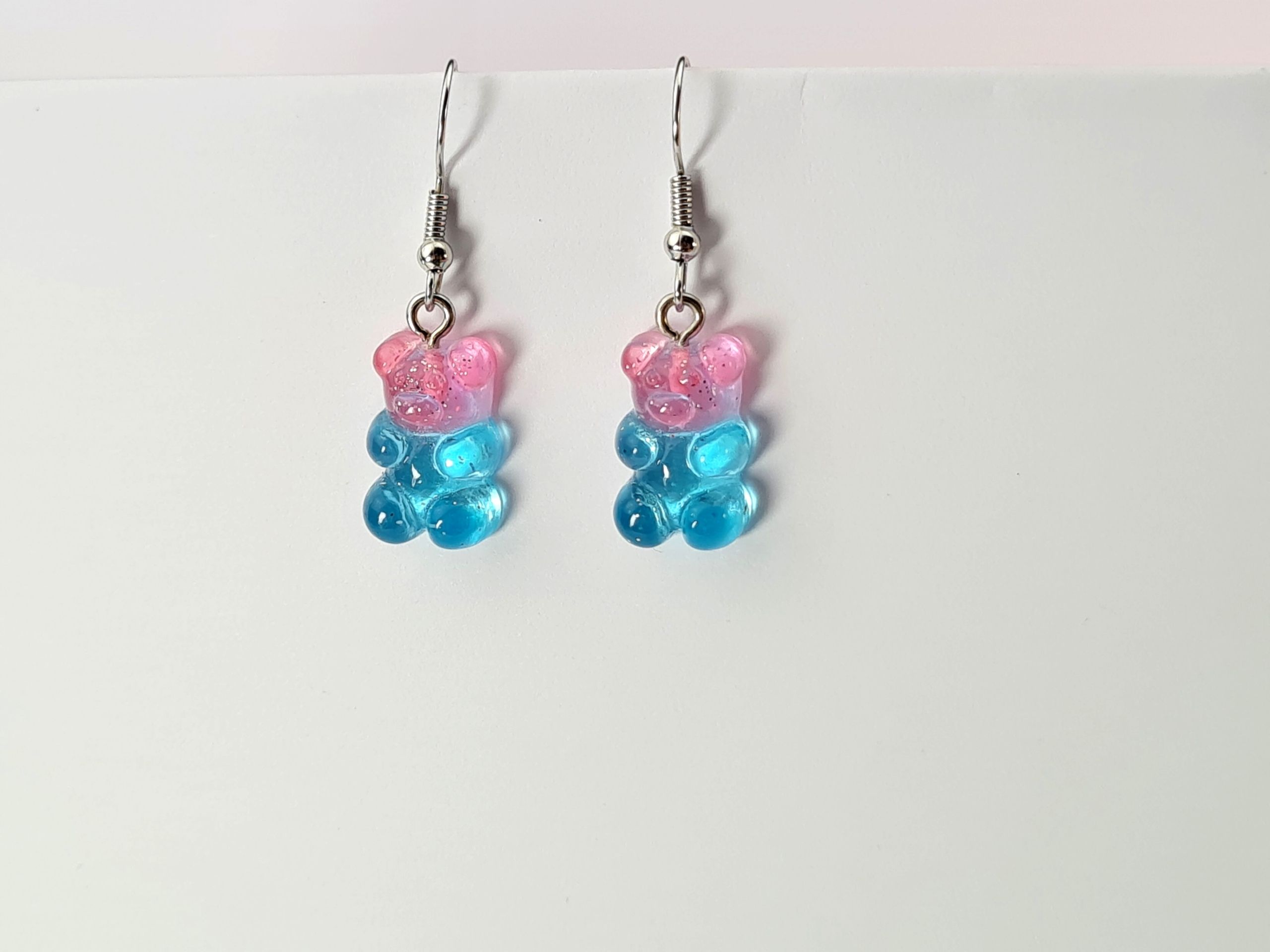  Ohrringe mis gumisie gumis gummibärchen rosa-blaue farben verdunkelt 07